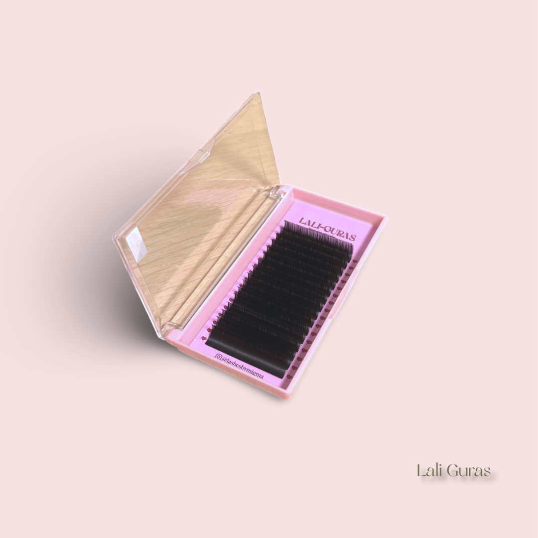 Lali-Guras Classic Lashes 0.7